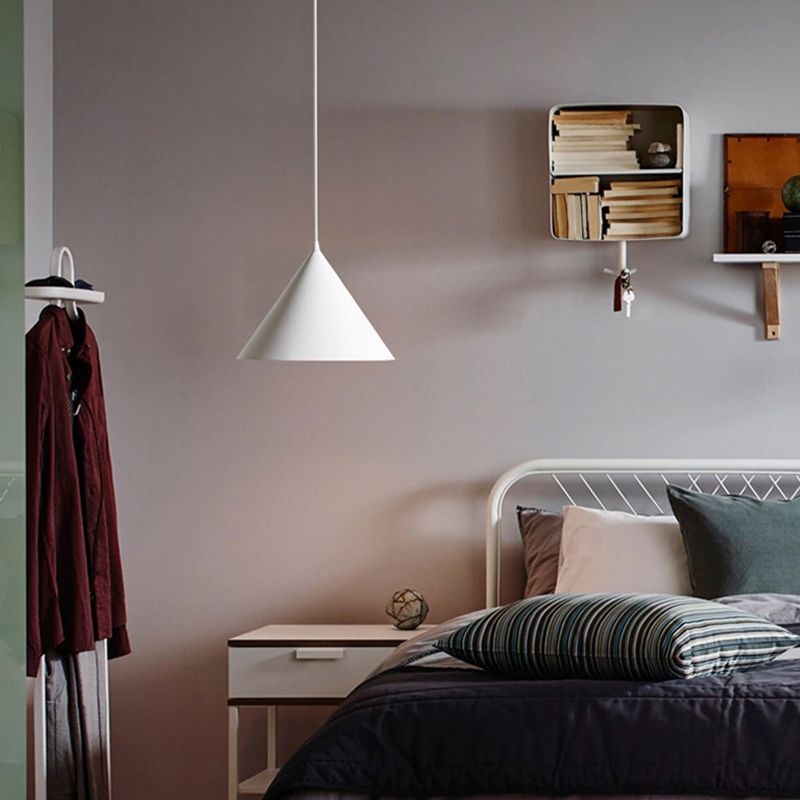 Nasapus Funnel-Shape Colourful LED Pendant Light