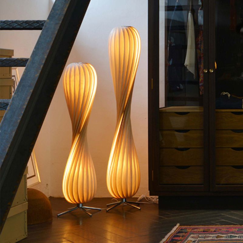 Molekut Modern Twisted Wood Floor Lamp, Wood Color