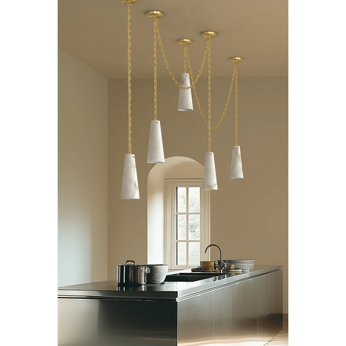 Nivivissa Alabaster Chandelier