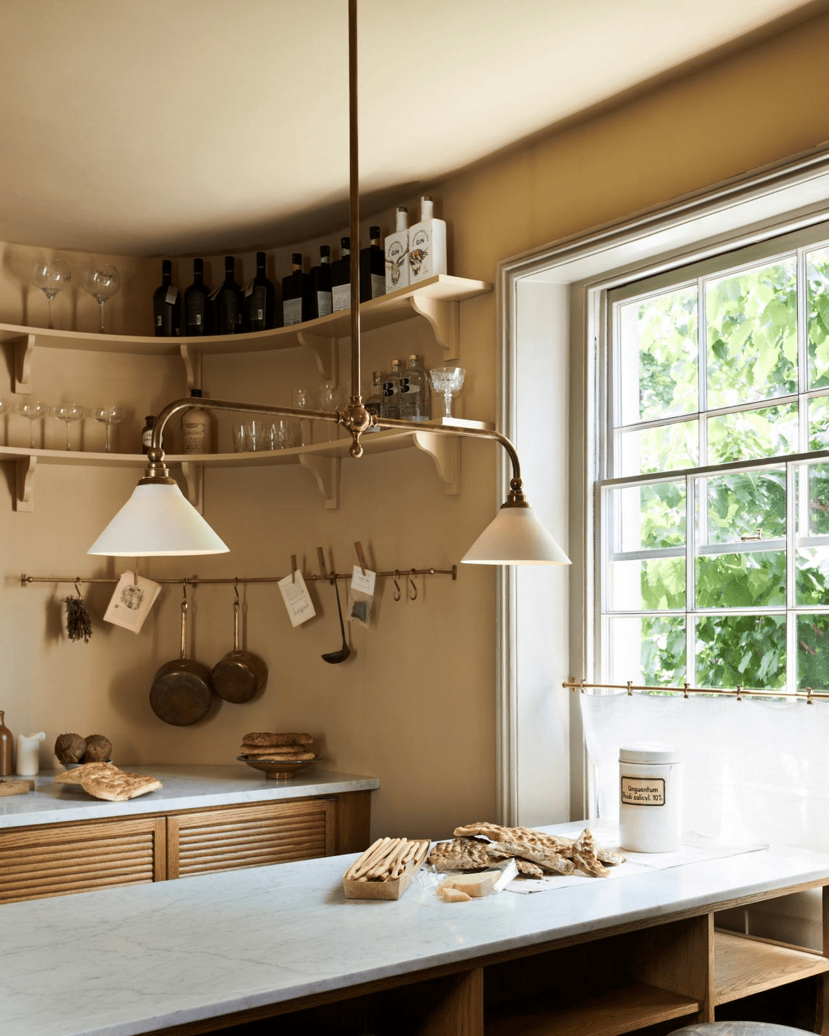 Dusken Ceramic Classic Pendant Light