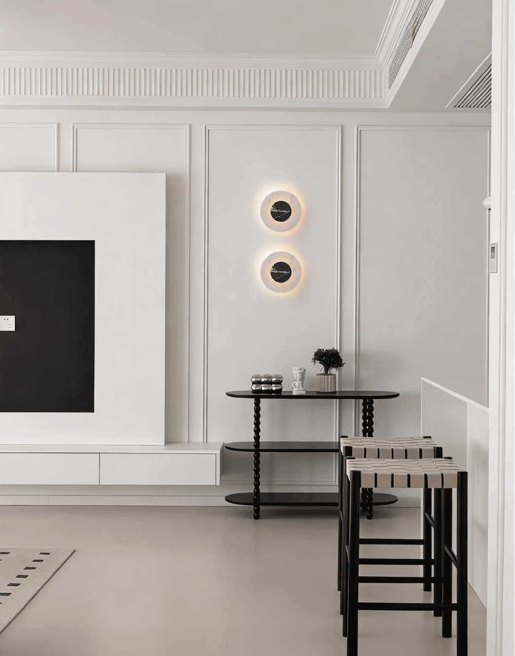 Lunavelle Halo Wall Lamp