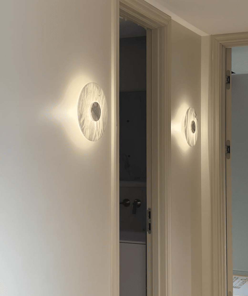 Lunavelle Halo Wall Lamp