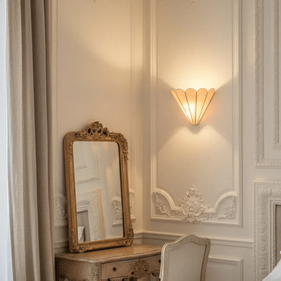 Nacieria Shell Petal Wall Lamp