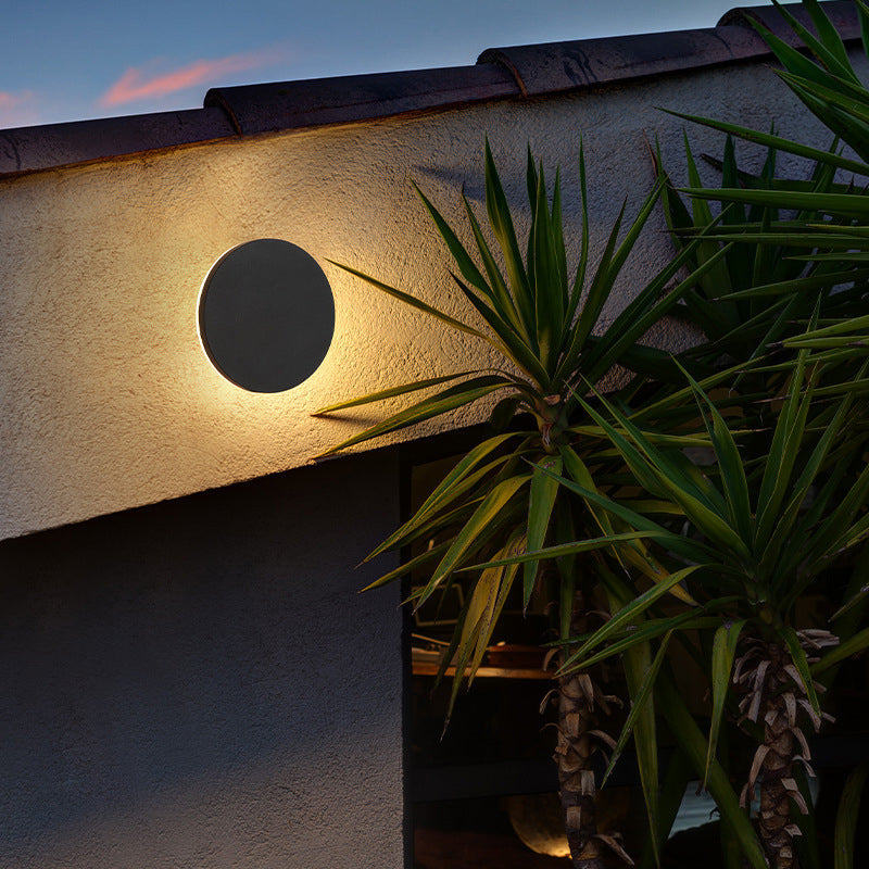 Dori Minimalist Round/Square Outdoor Wall Lamp LED, Black/White-Relic Pieces