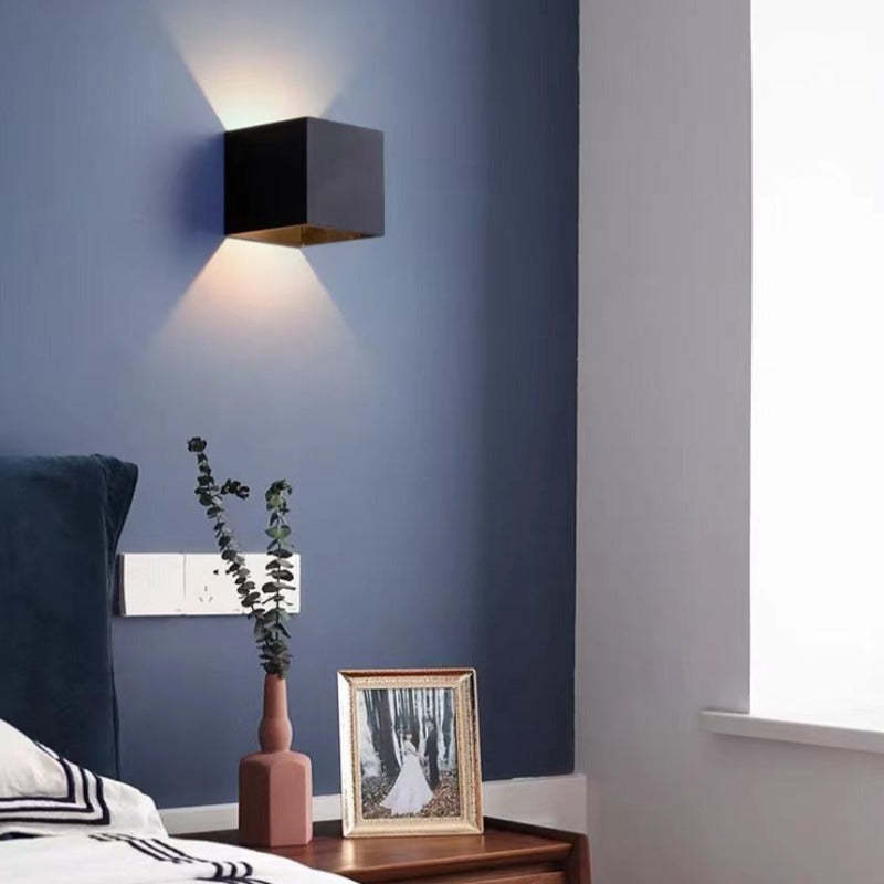 Eronil Modern Adjustable Square Outdoor Wall Lamp LED-Relic Pieces
