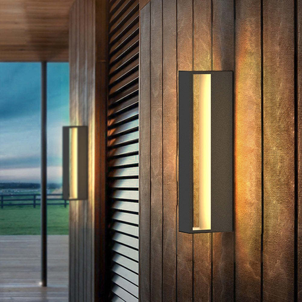 Topavik Modern Hollow Outdoor Wall Lamp, Black/White