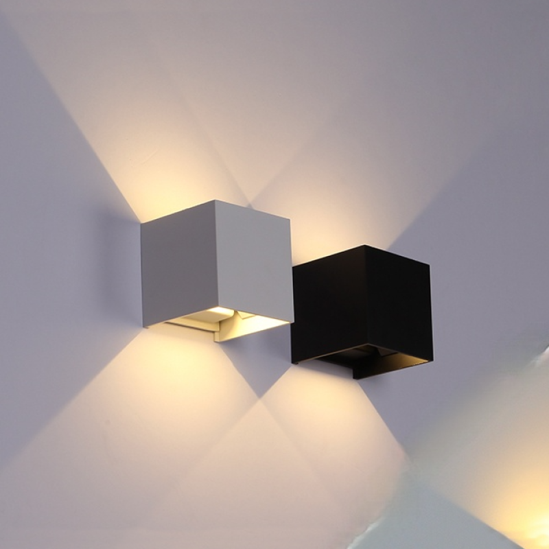 Eronil Modern Adjustable Square Outdoor Wall Lamp LED-Relic Pieces
