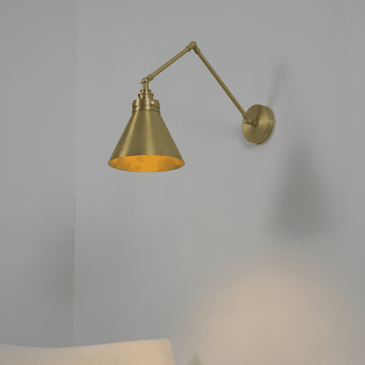 Teriielia Swing Arm Wall Sconce
