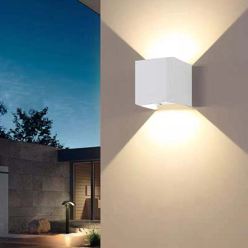 Eronil Modern Adjustable Square Outdoor Wall Lamp LED-Relic Pieces