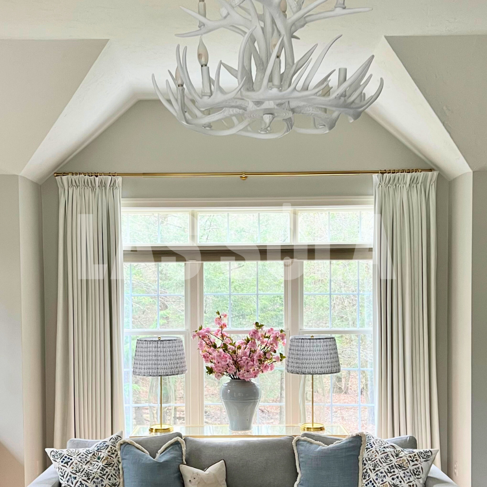 Jibuleno Rustic Antler Metal/Resin Chandelier White Dining Room