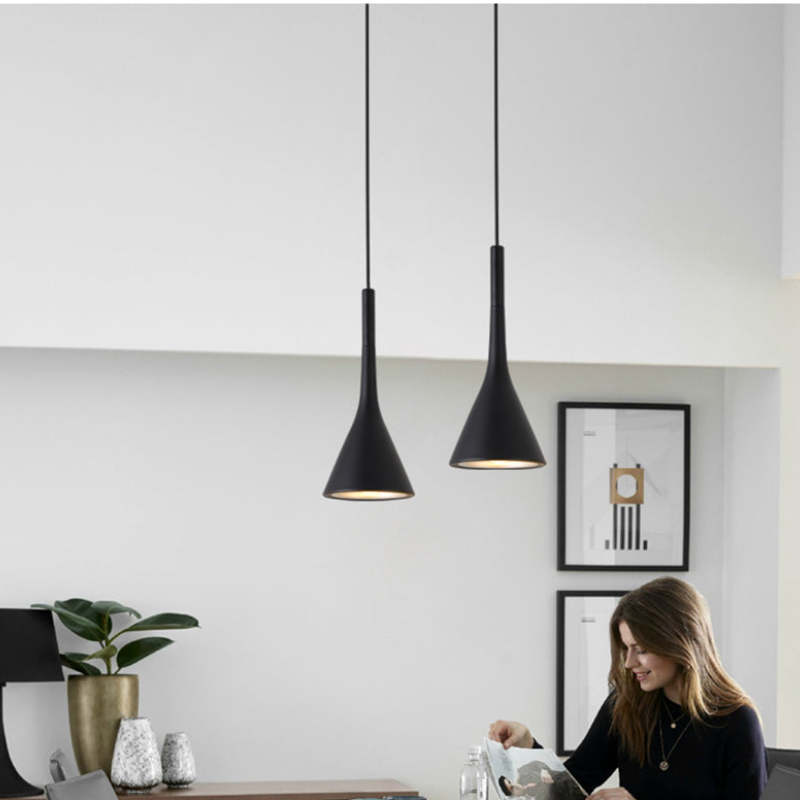 Numolul Modern Pendant Light, Triangle