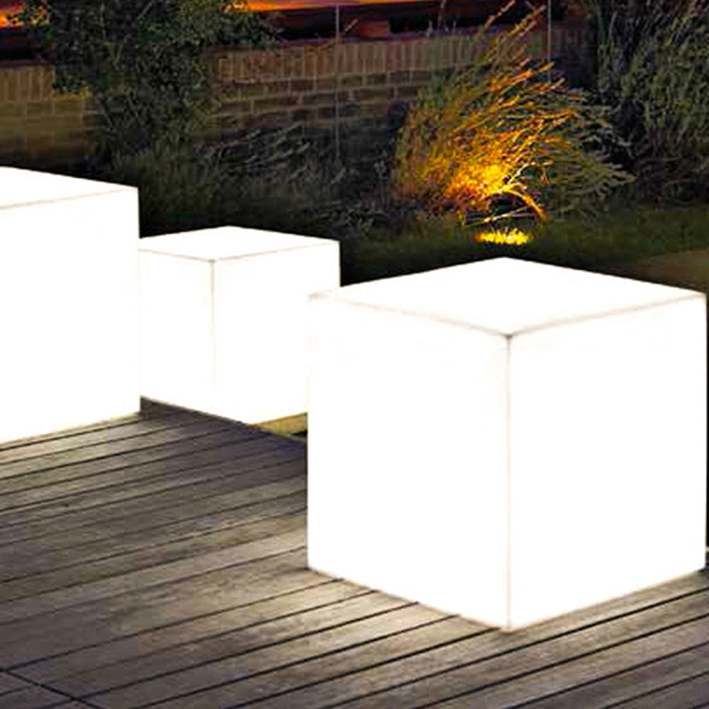 Sadapol Minimalist Square Outdoor Ground Lamp, White