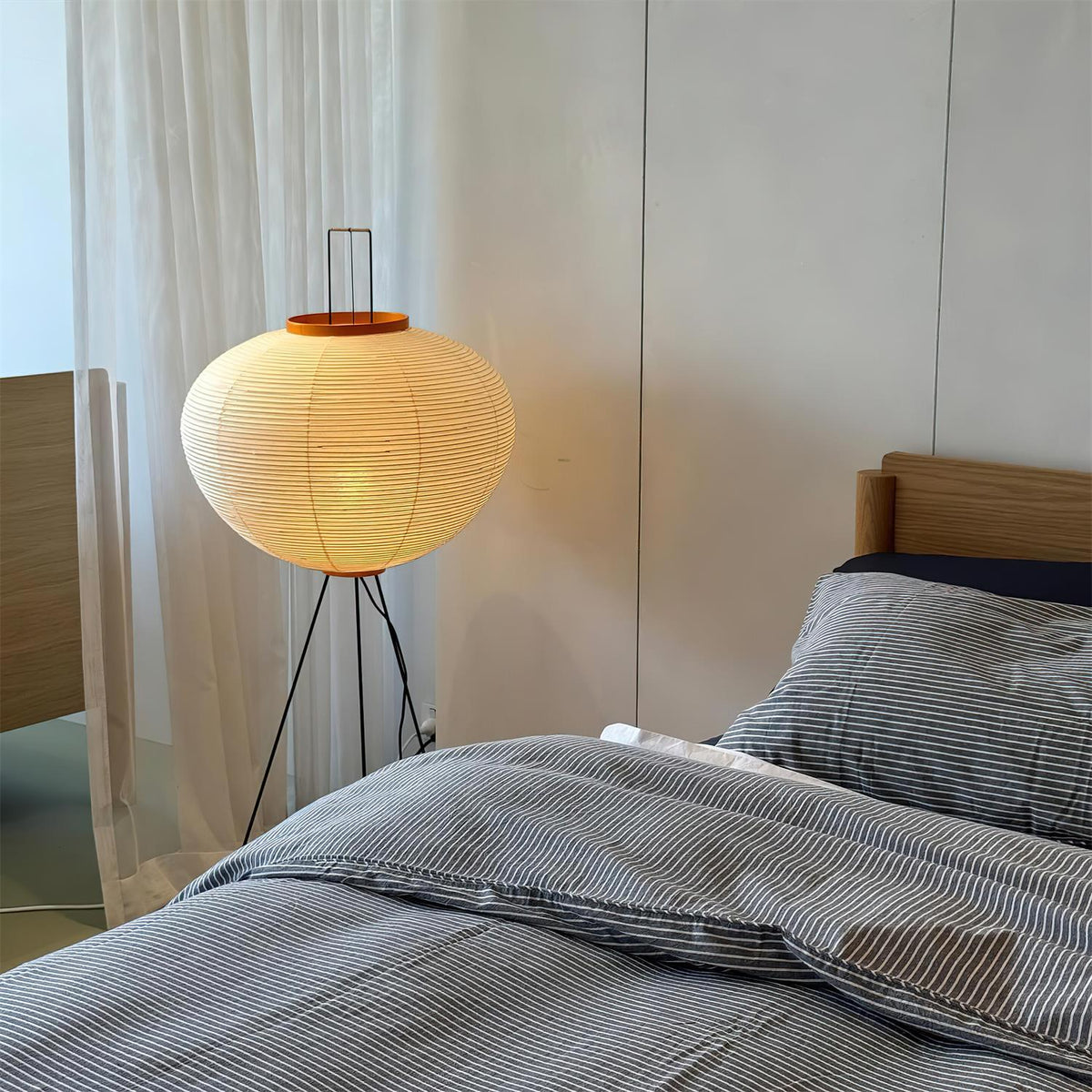 Seloette Floor Lamp