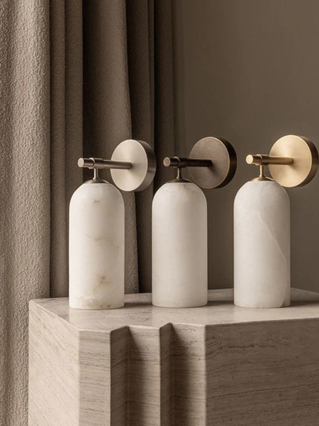 Albelaine Pillar Alabaster Wall Sconce