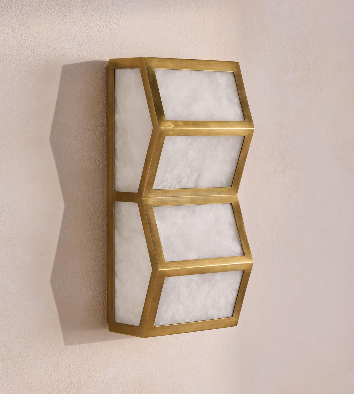Eiruette Alabaster Cascade Alabaster Wall Light