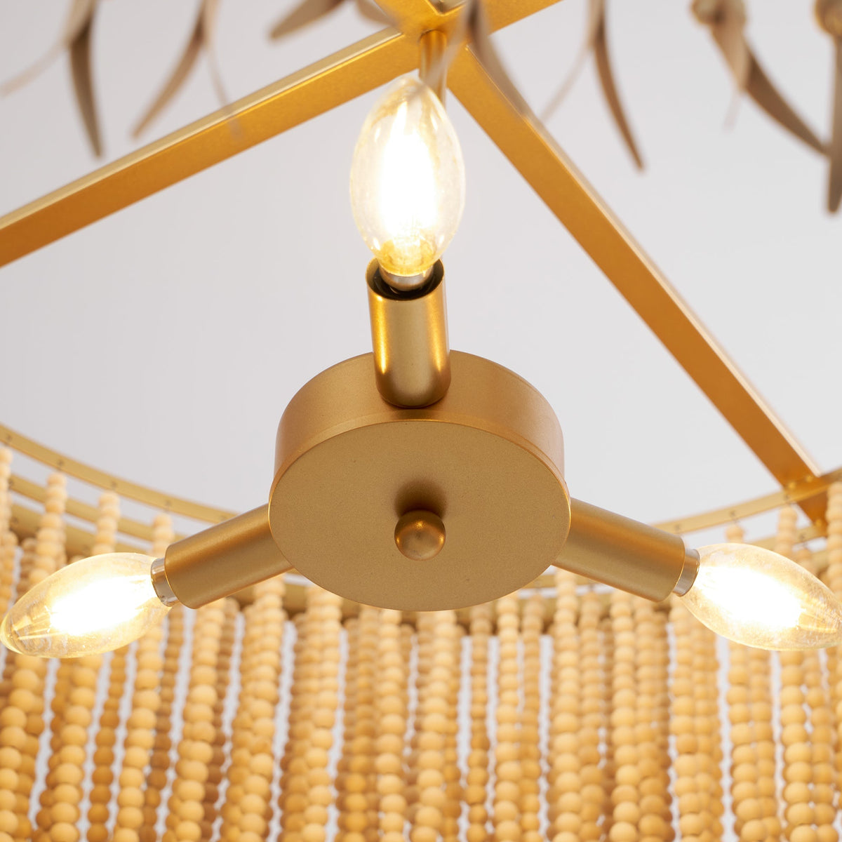 Fisivok Chandelier Wood and Coconut beads