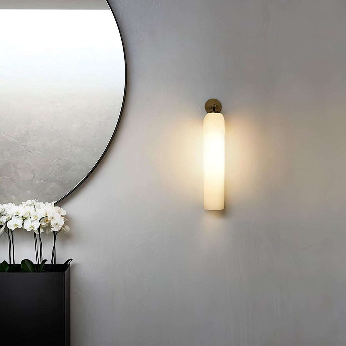 Renenelle Sconce