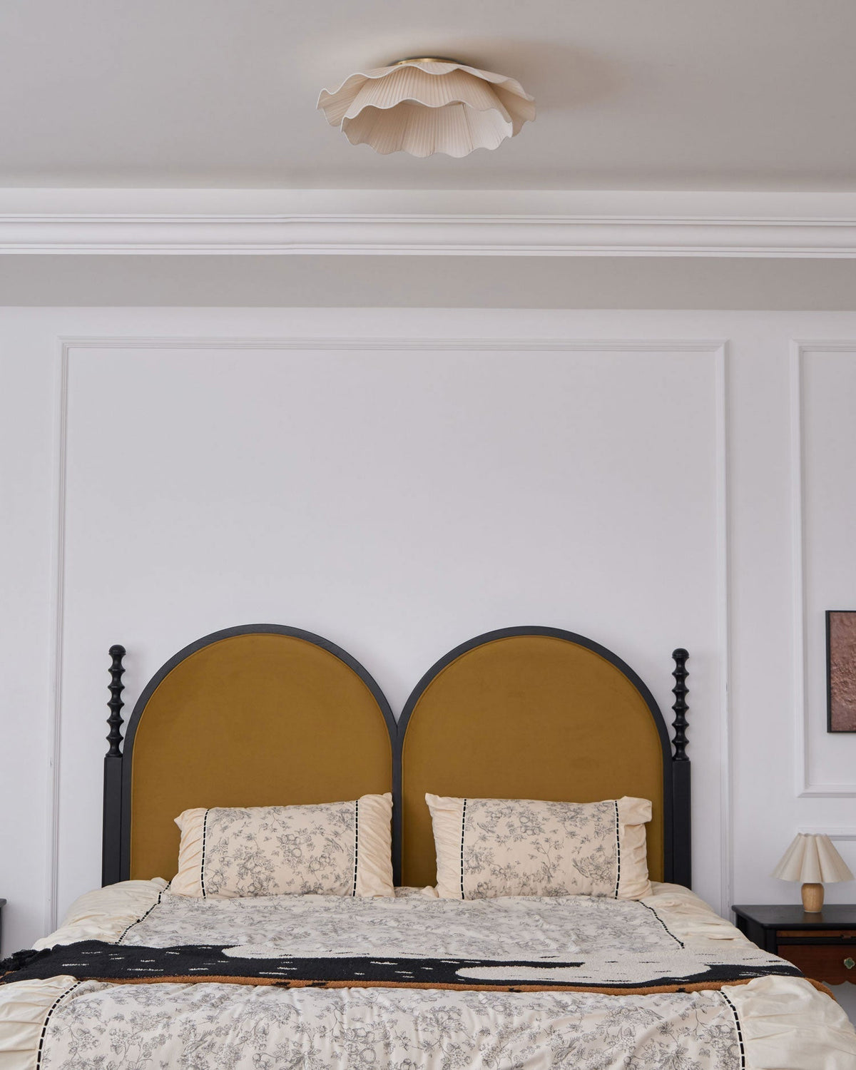 Mylirira Premium Elegance Wave Brass Fabric Ceiling Lamp