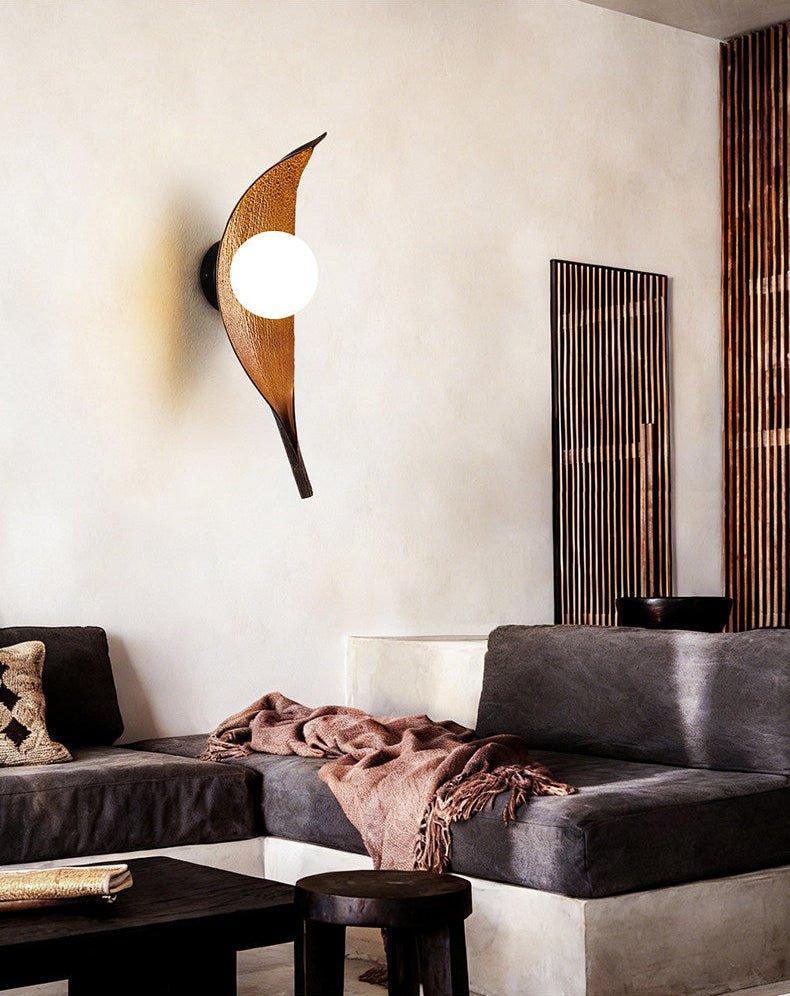 Virelio Leaf Glass Wall Lamp
