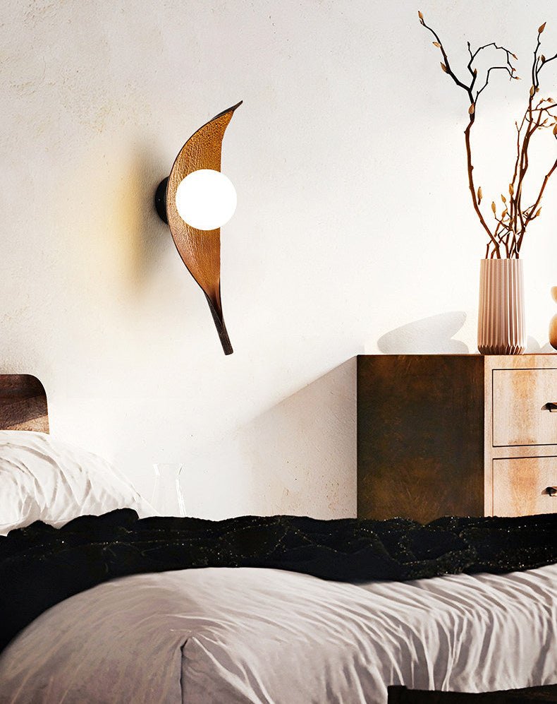 Virelio Leaf Glass Wall Lamp
