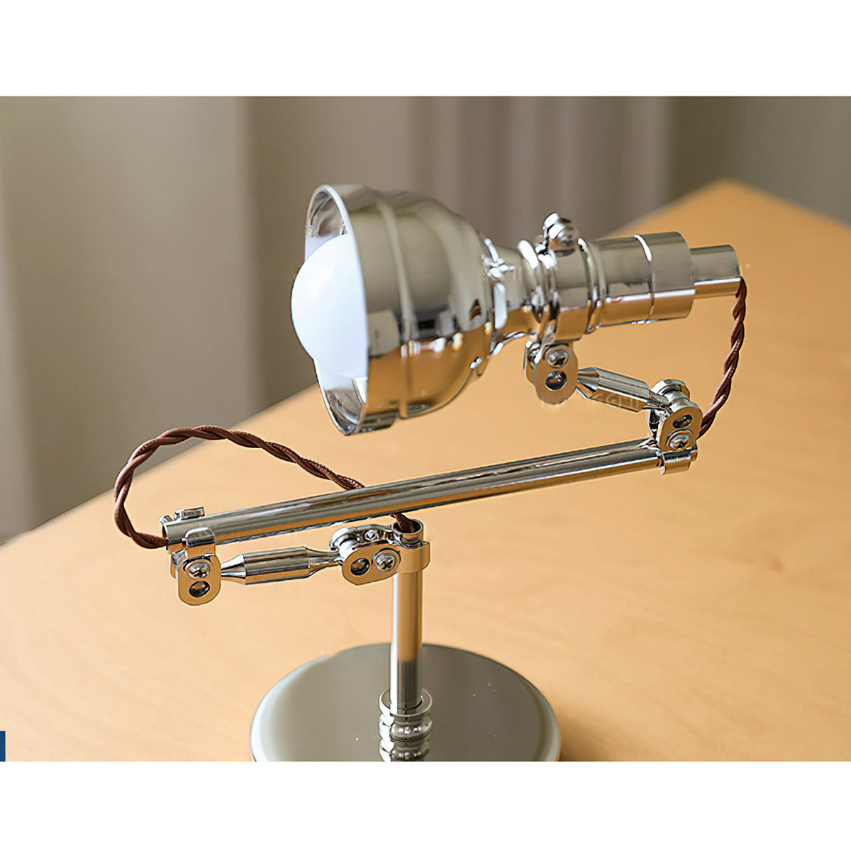 Ciruise Swing Arm Wall Lamp