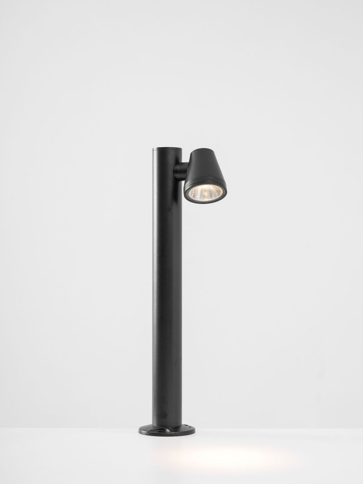Vantaire  Outdoor Bollard Spotlight