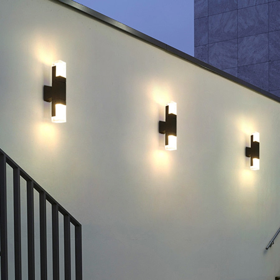 Lisipom Modern Rectangular Double- Head Metal Outdoor Wall Lamp