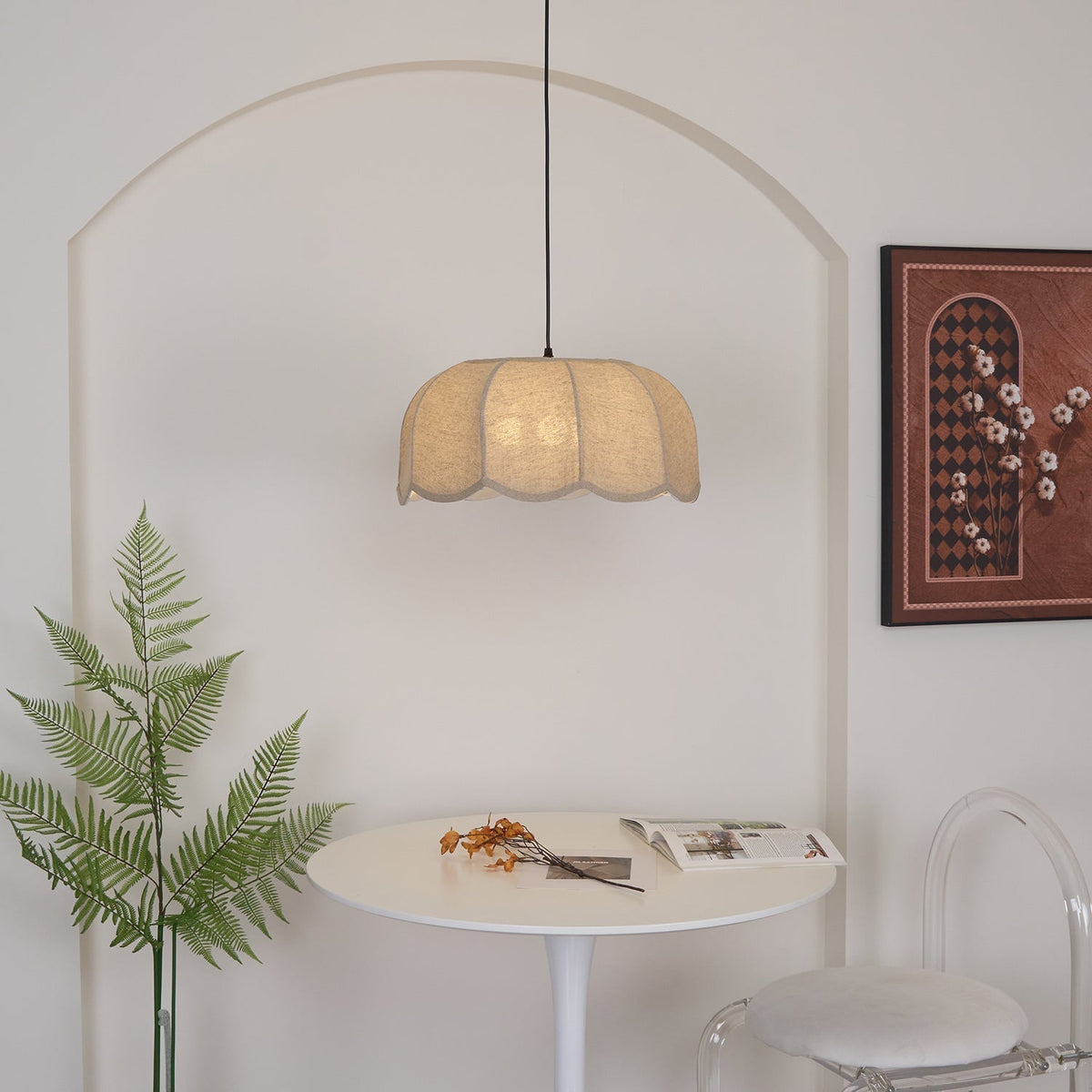 Jutunon Banana Leaf Pendant Light