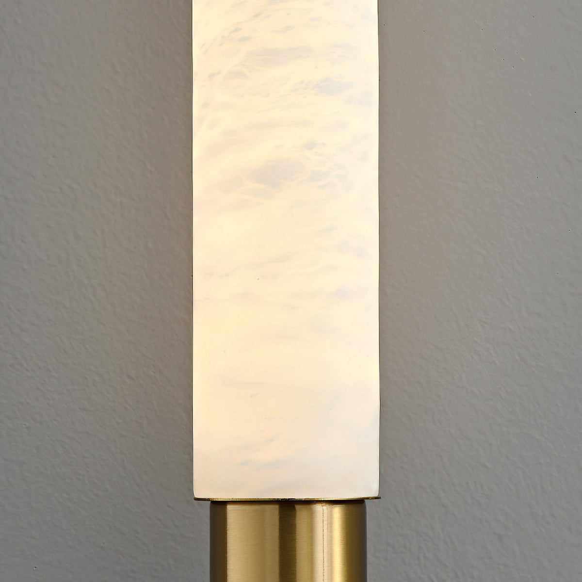 Baton Alabaster Pendant Lamp