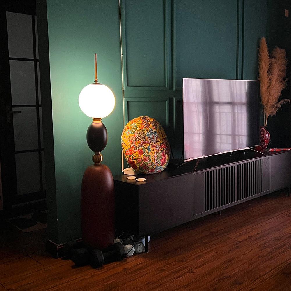 Viraalelia Floor Lamp