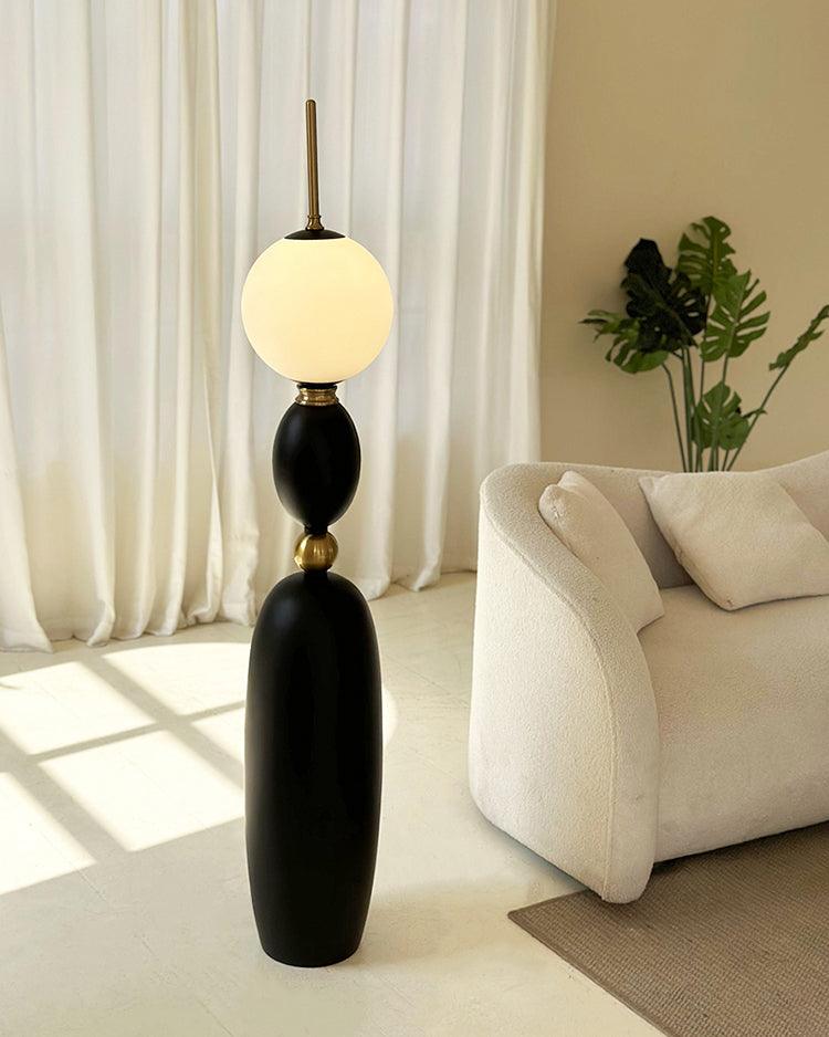 Viraalelia Floor Lamp
