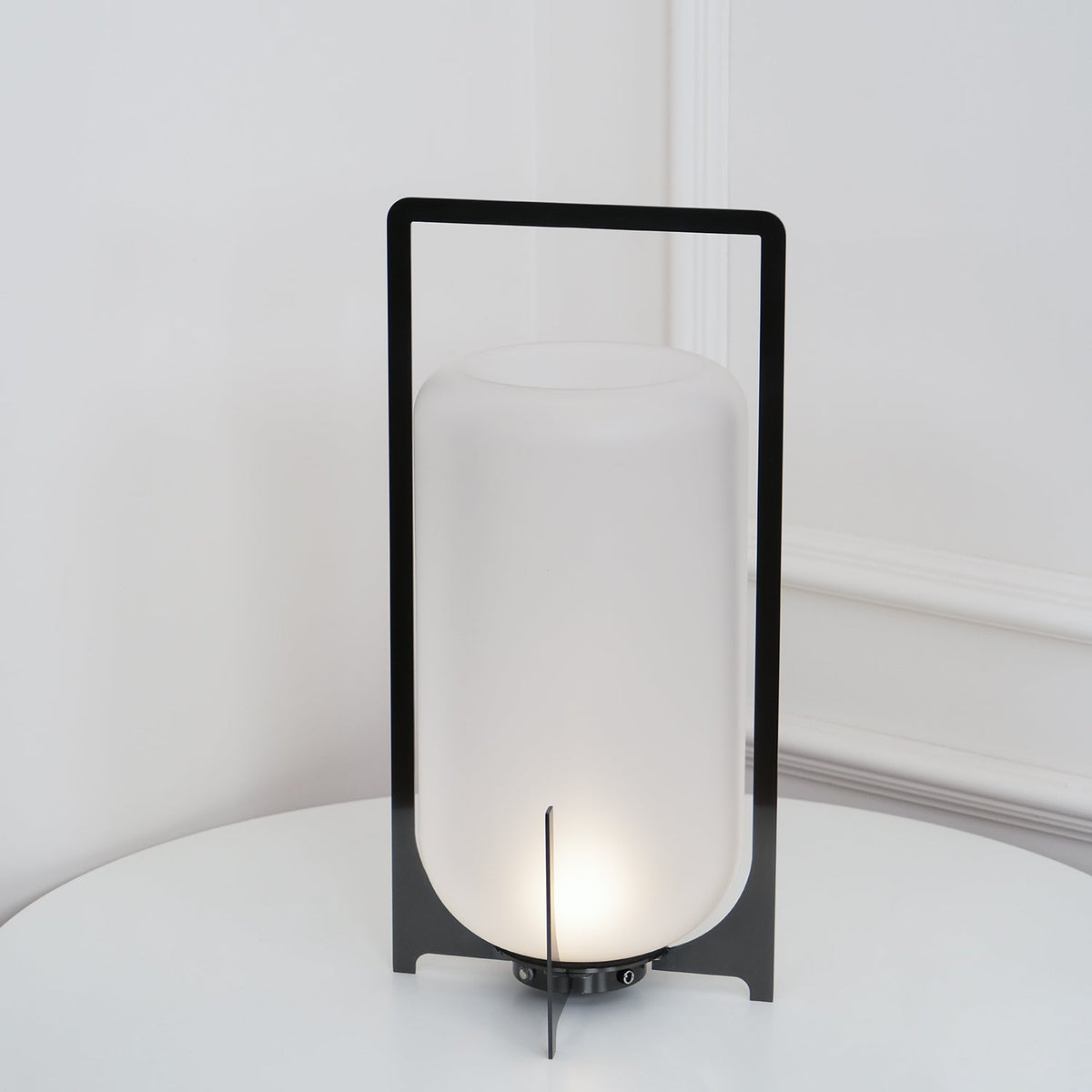 Calderis Black Twilight Lantern Table Lamp