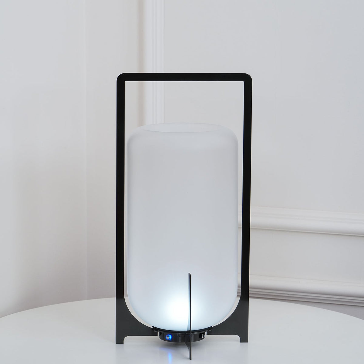 Calderis Black Twilight Lantern Table Lamp