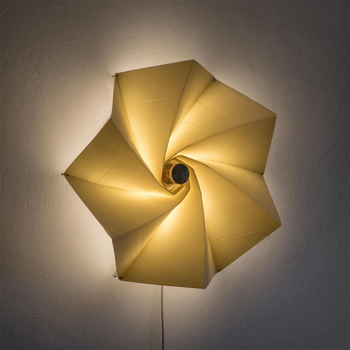 Norenise Wall Lamp