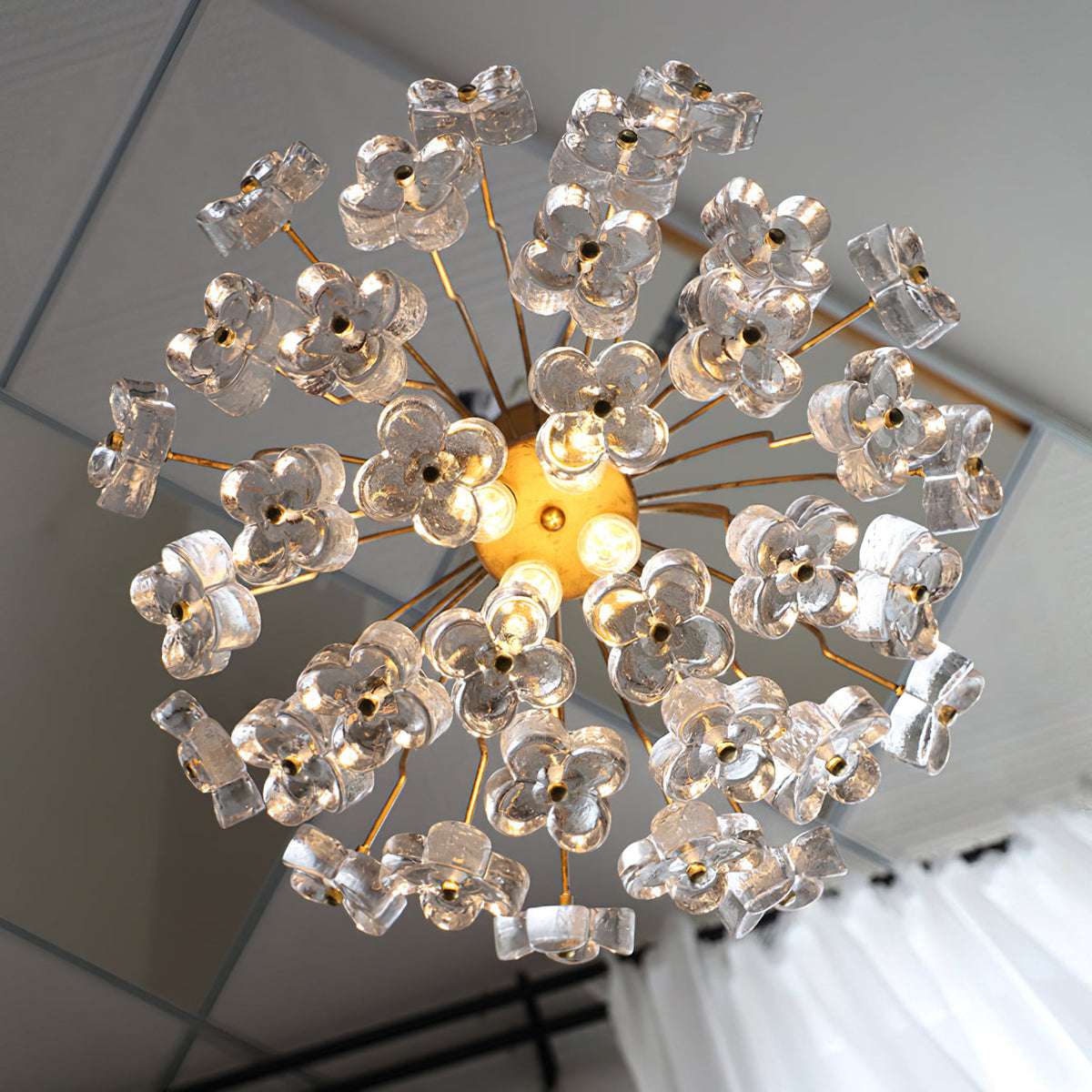 Virelianne Blossom Pendant Light