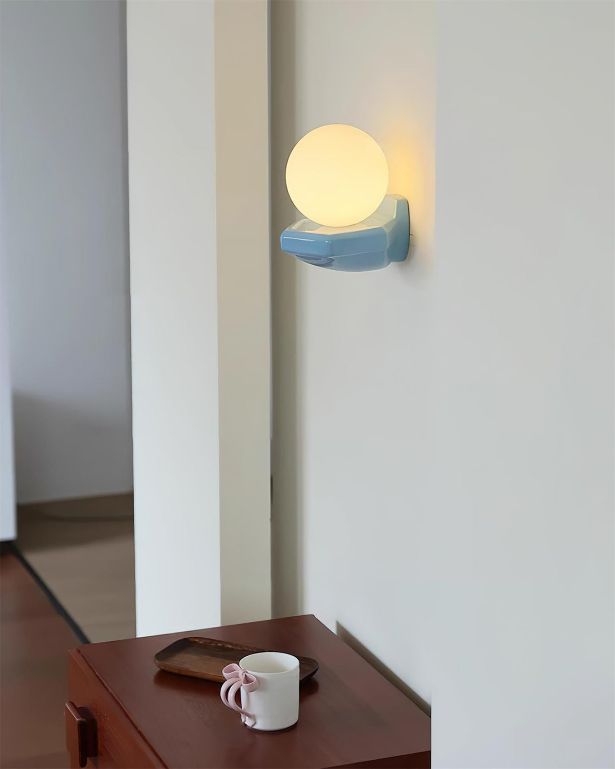 Viraerella Wall Lamp