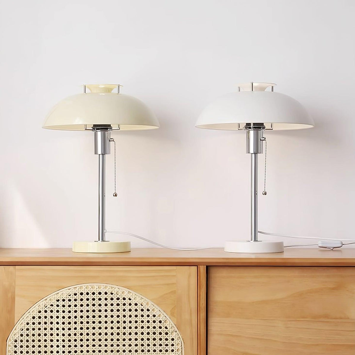 Elaelelia Table Lamp