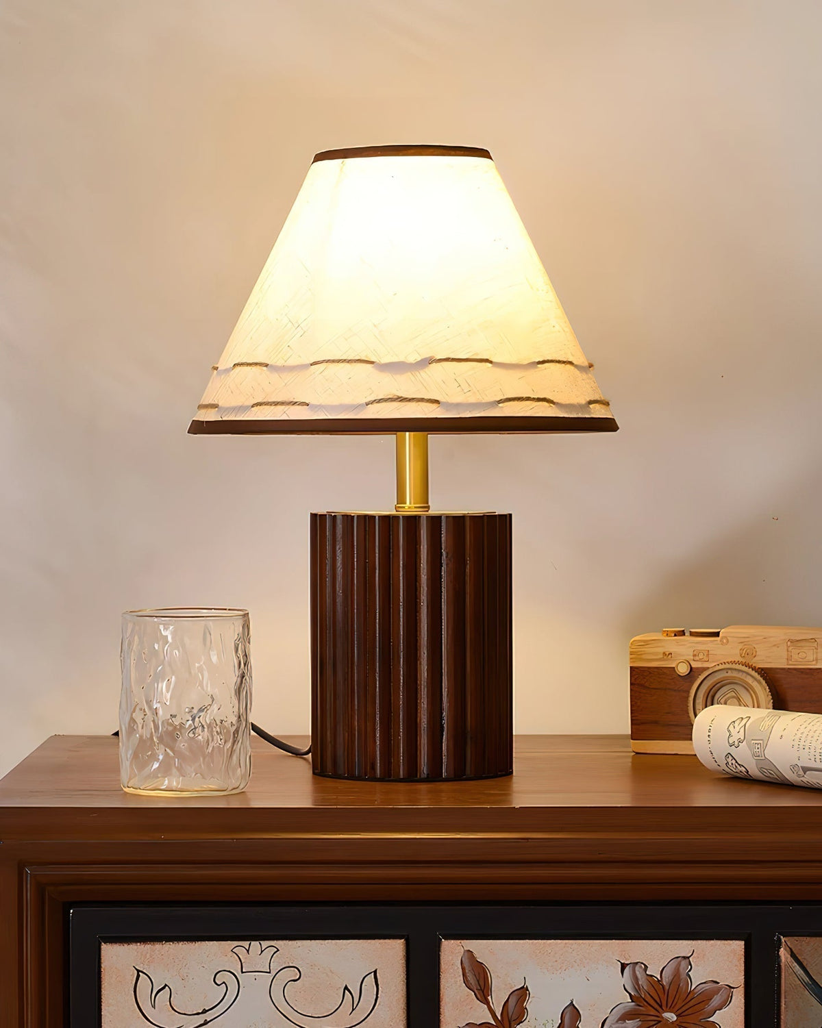 Nororelia Table Lamp