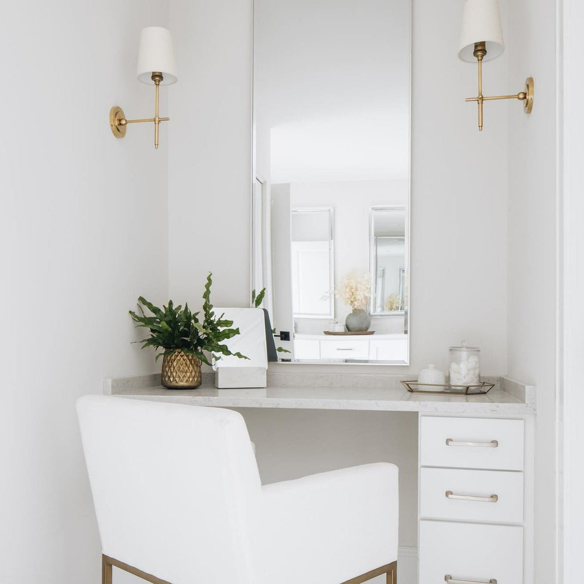 Dotores Wall Lamp Brass Fabric