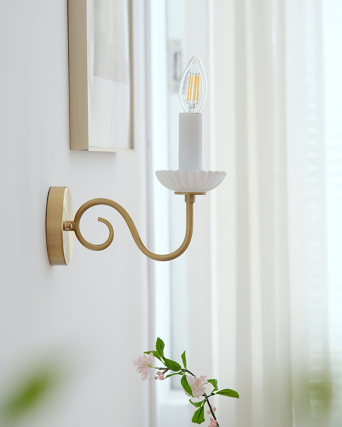 Lumeeria Wall Lamp