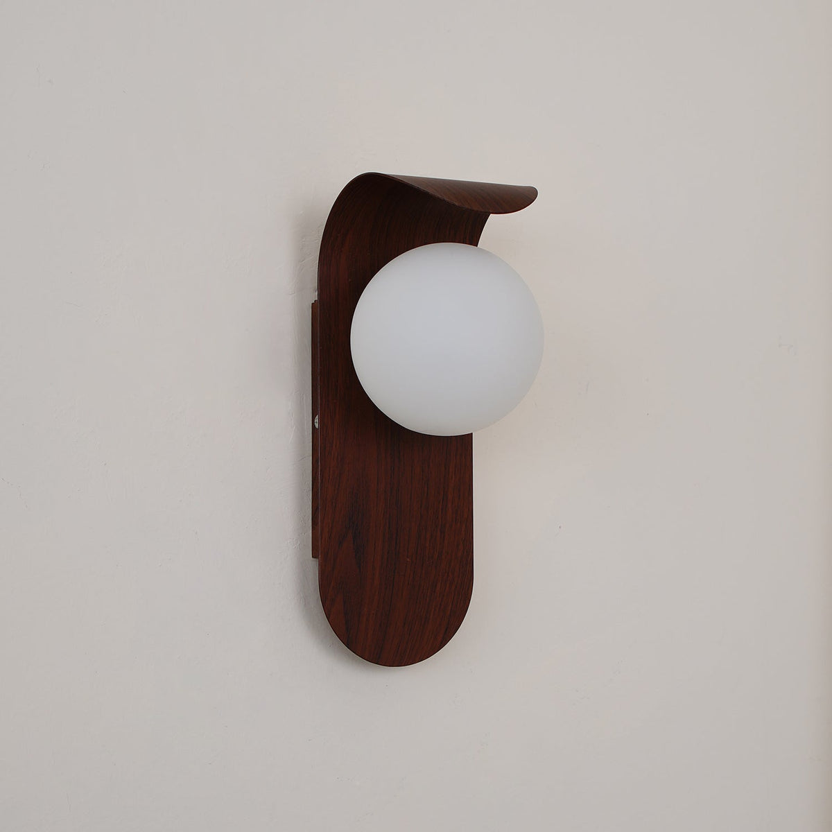 Sovedot Indoor Wall Lamp Wood / Walnut