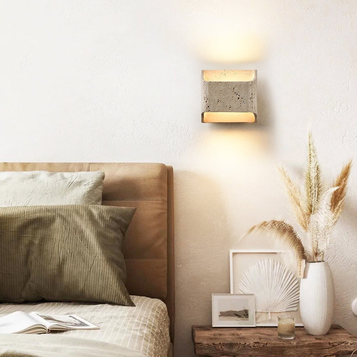 Viraoine Wall Light