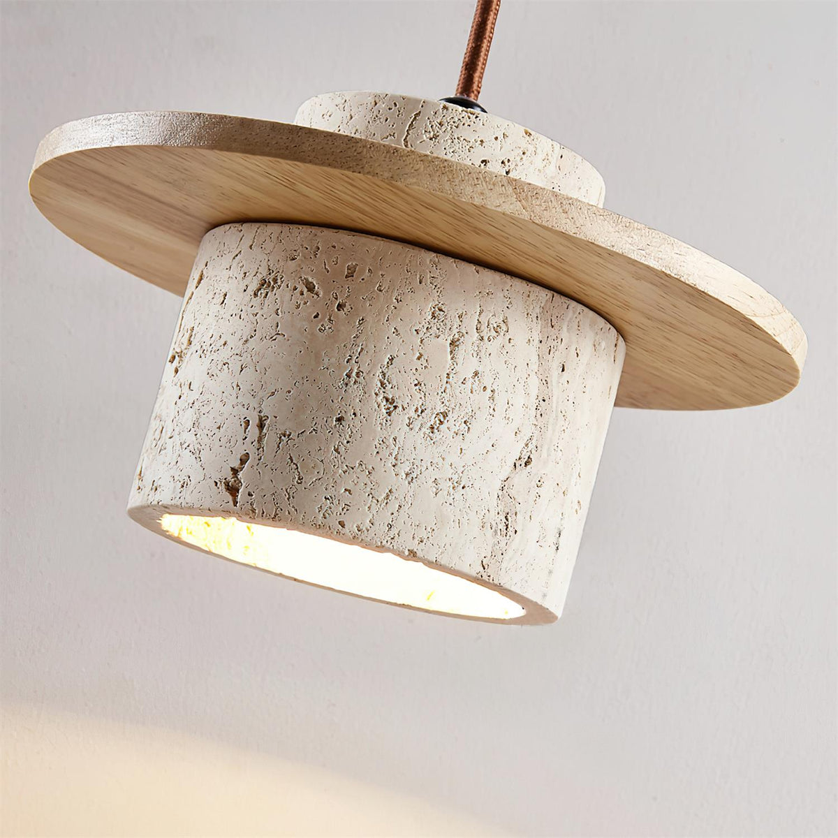 Avenaneria Wall Lamp