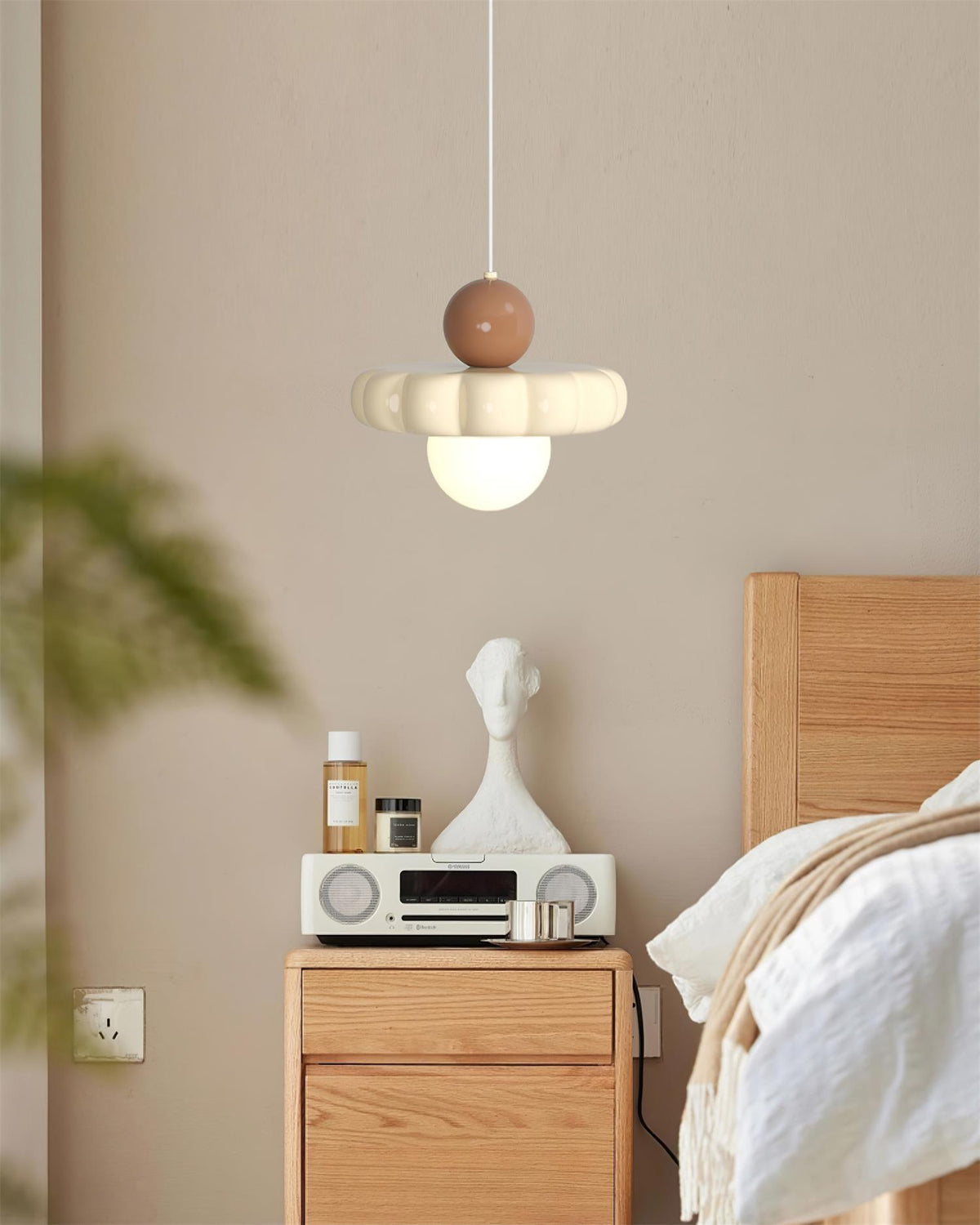 Lumiveria Cute Cream Pendant Light