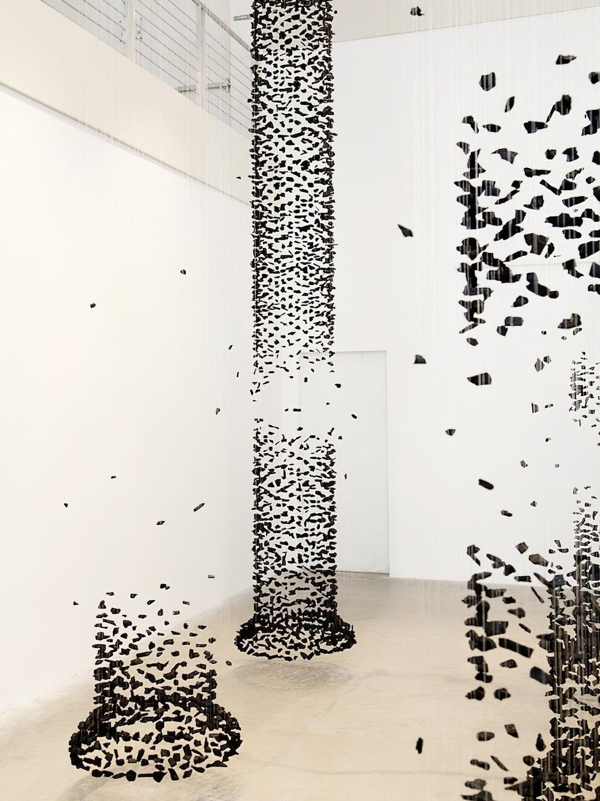 Vaelior Postmodern Luxury Black Stones Chandeliers