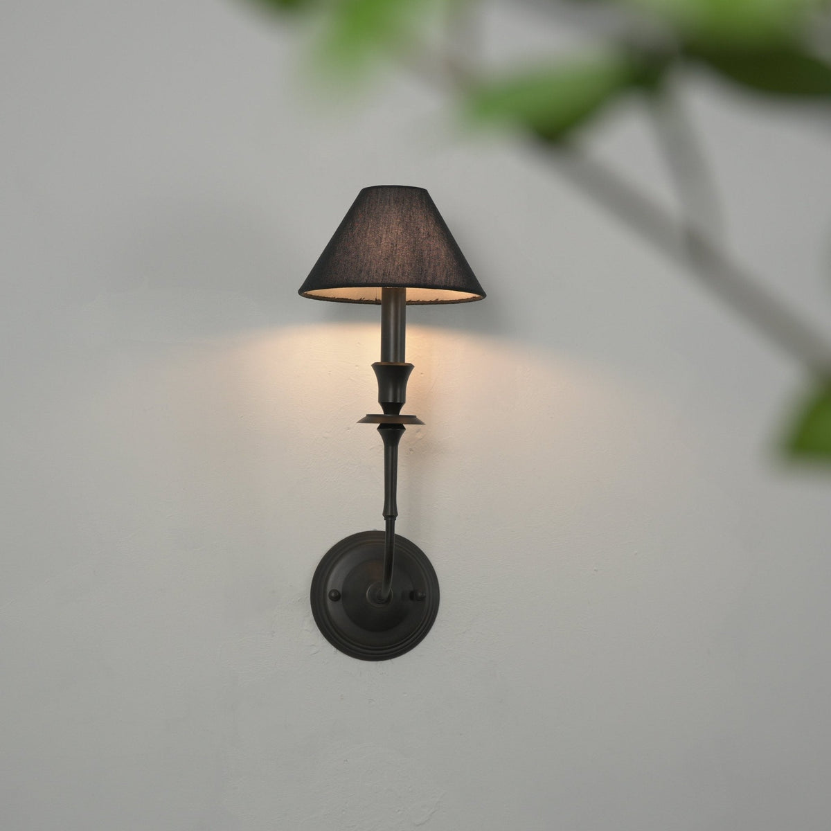Soroaine Wall Lamp