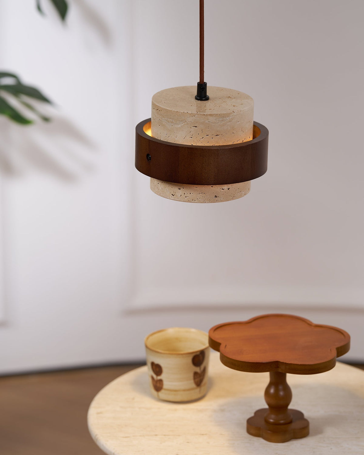 Tavrian Swag Pendant Lamp