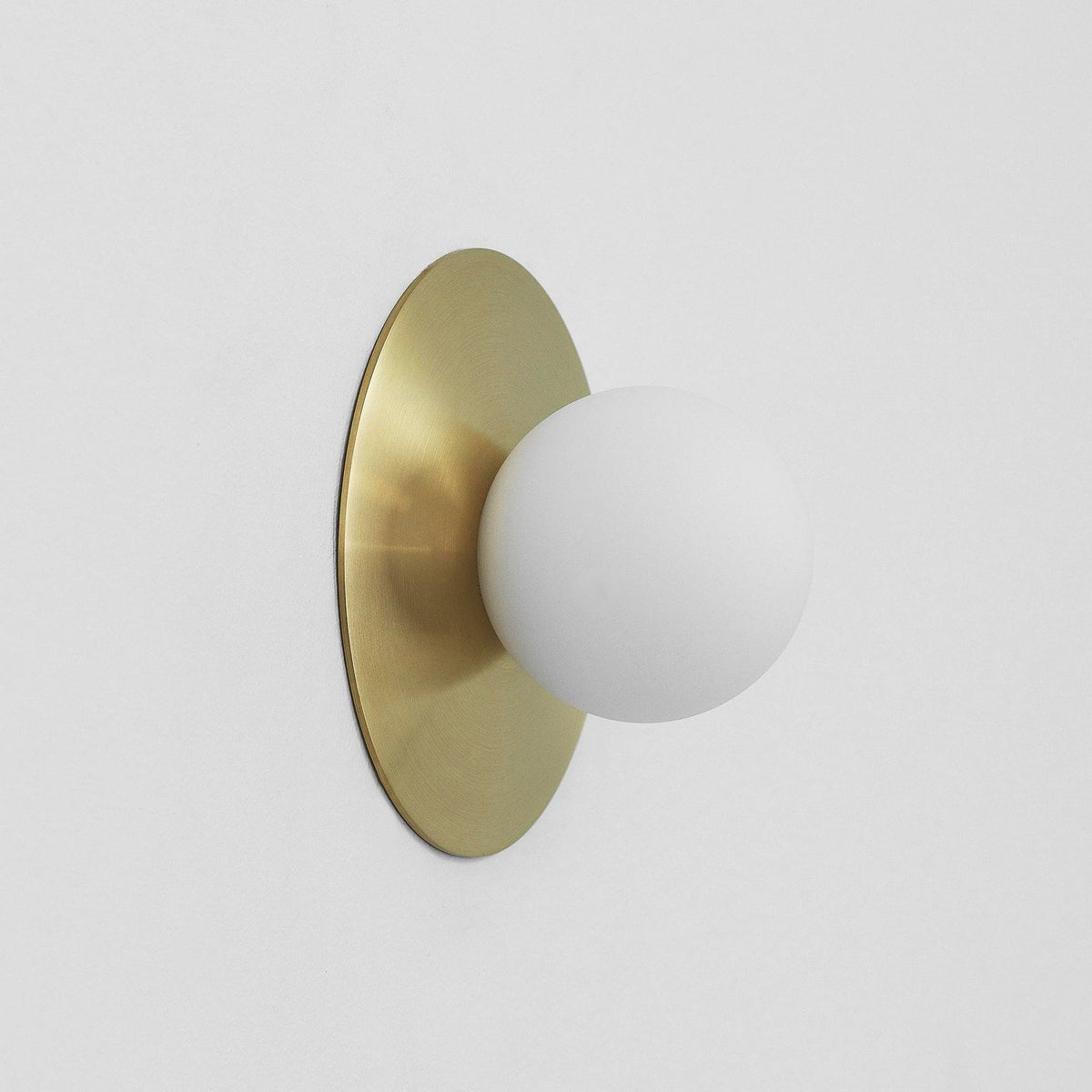 Haze Round Glass Wall Lamp