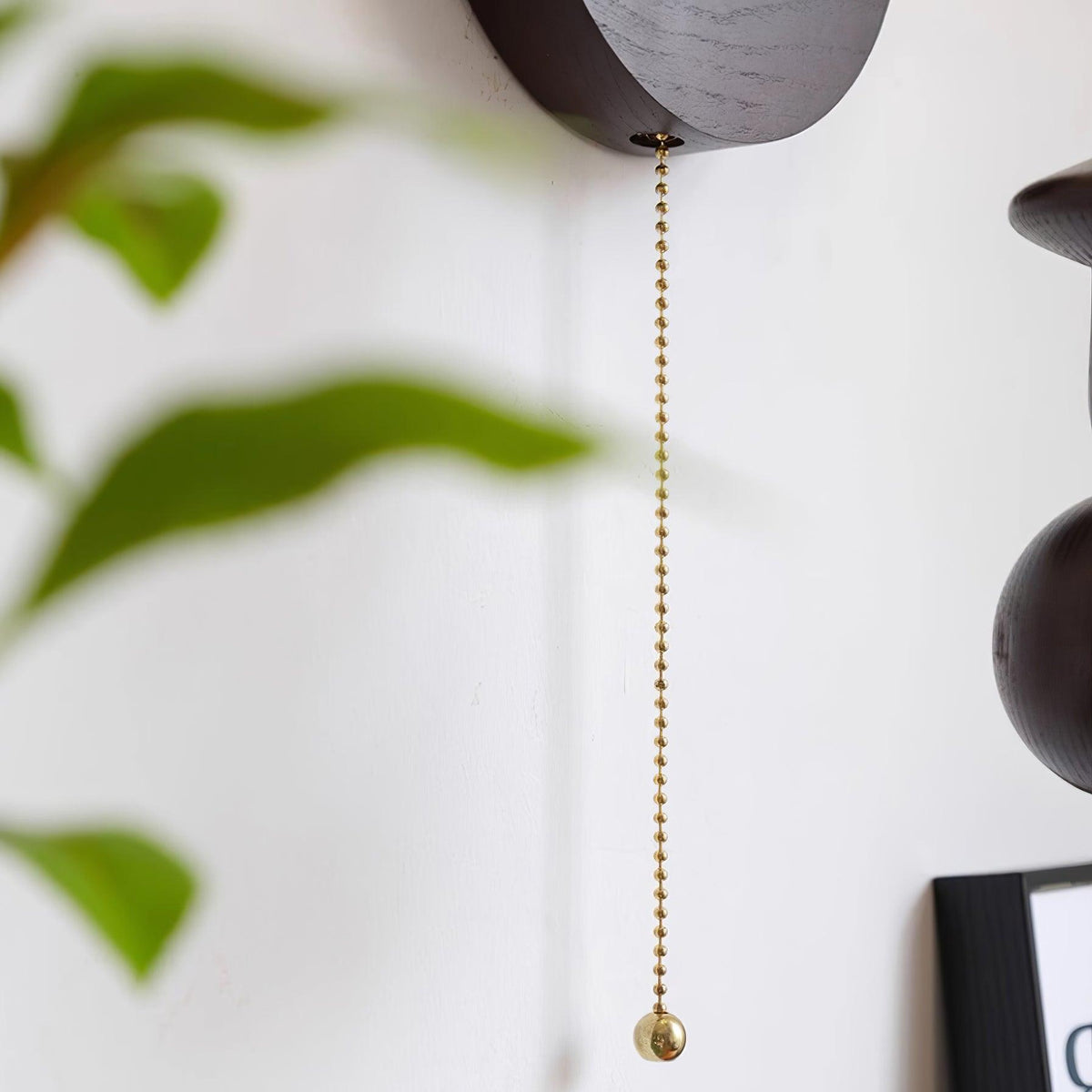 Velno Wall Lamp