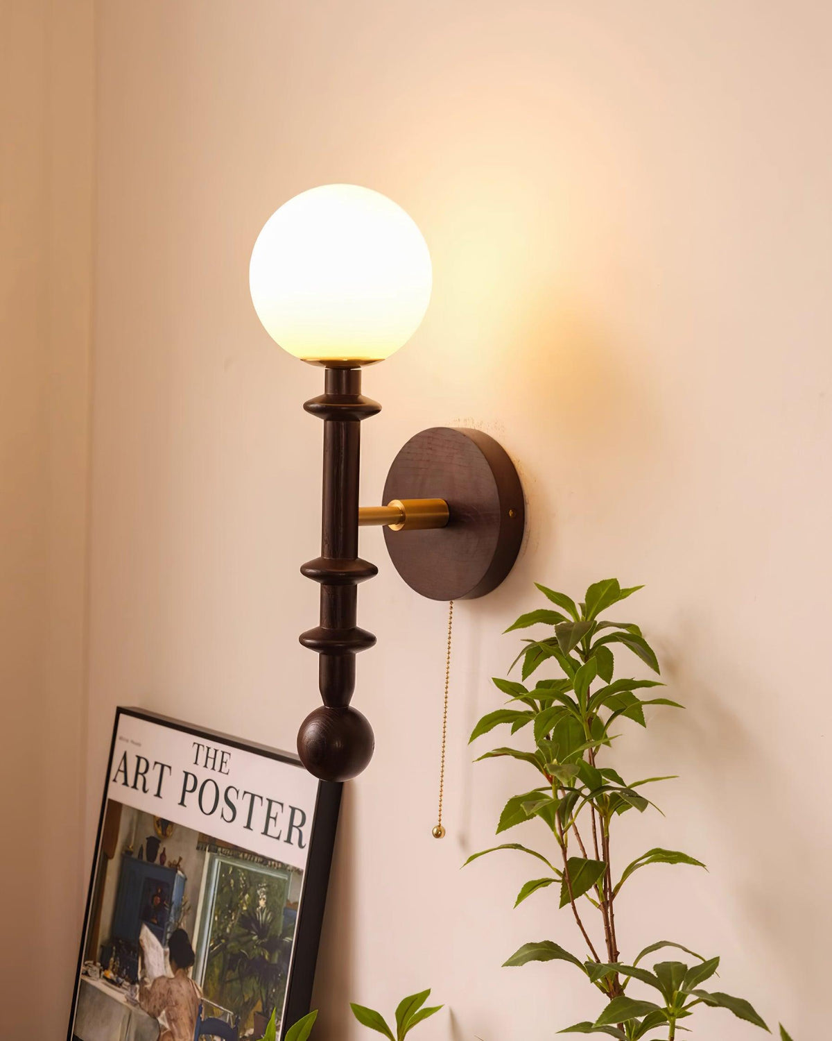 Velno Wall Lamp
